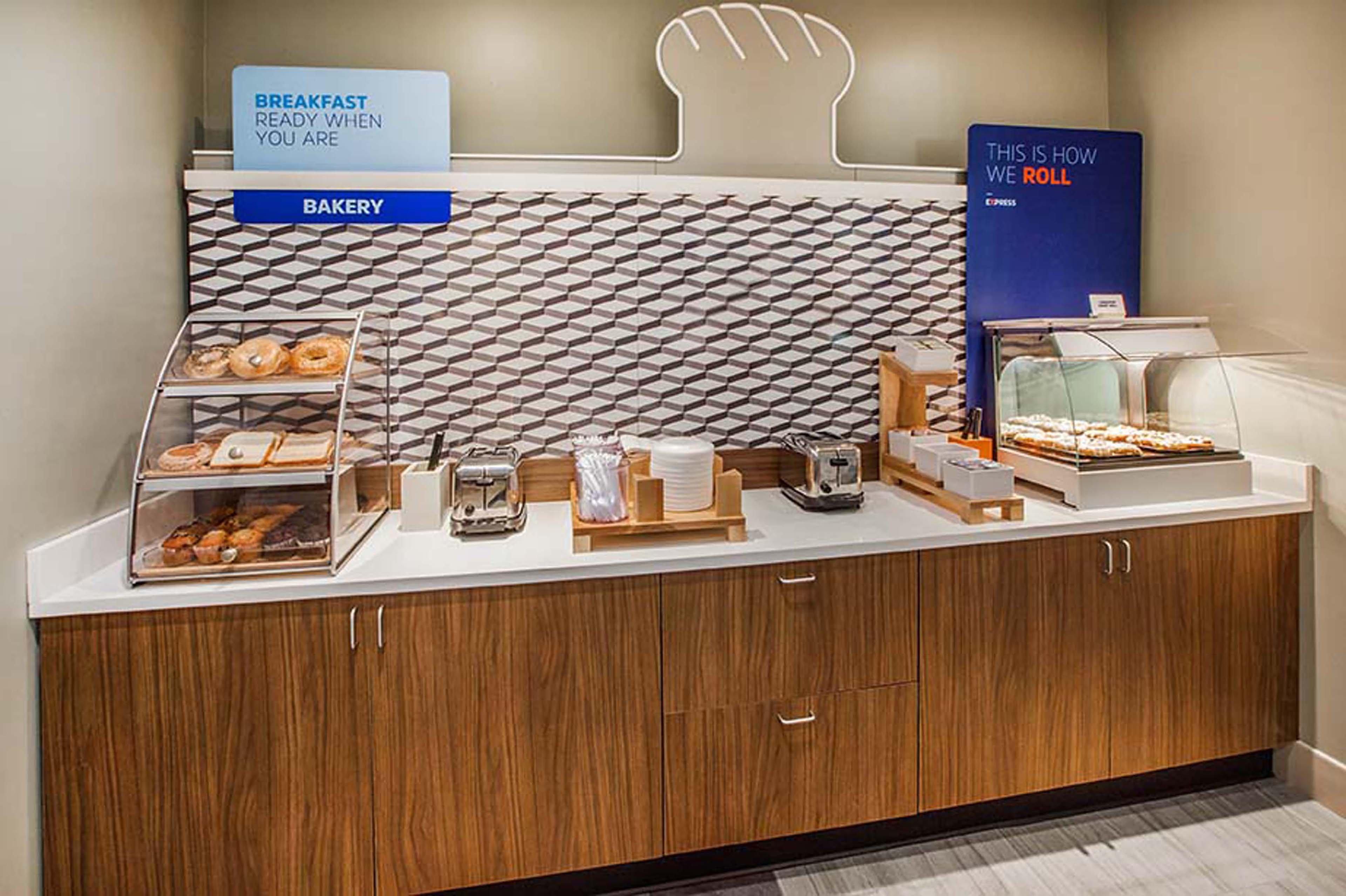 Holiday Inn Express Cloverdale - Greencastle By Ihg Zewnętrze zdjęcie